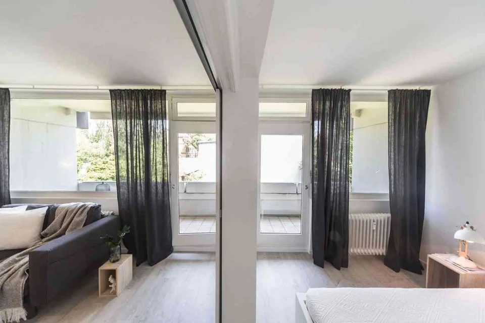Modern möbliert mit Balkon in beliebter Lage!