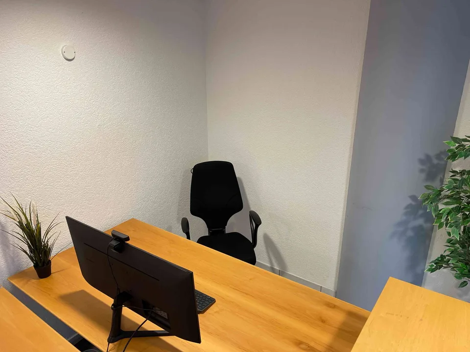 Arbeitsplatz zu vermieten | CHF 40/Tag, CHF 180/Woche o. CHF 600/Monat