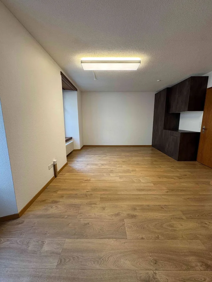 Grosszügiges Büro zentral im Seefeld - Nachmieter gesucht
