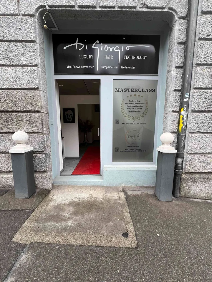 "Stuhlmiete in einem Coiffeursalon"