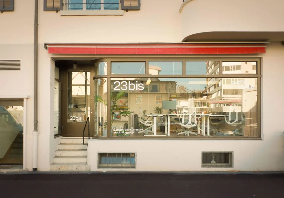 Rent a 53m² office in Zürich