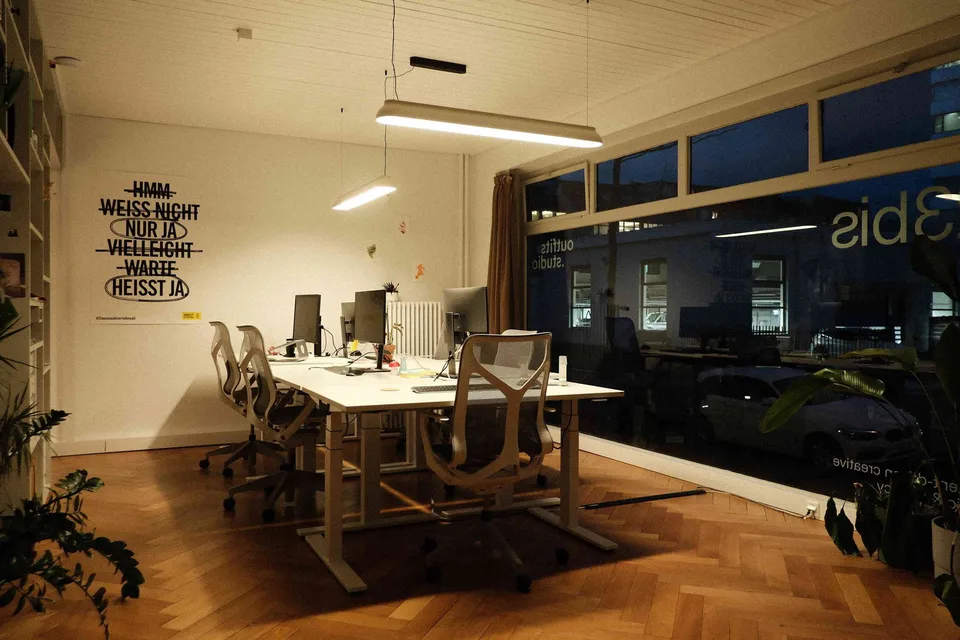 Rent a 53m² office in Zürich