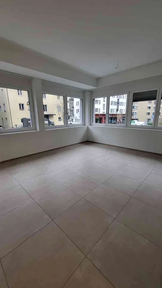 Moderne, helle 2.5 Zimmerwohnung im Herzen von Zürich