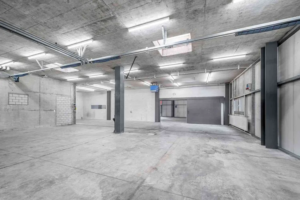 "Moderne/Klimatisierte Büros (Co-Working) ab 150 CHF m2 * Jahr