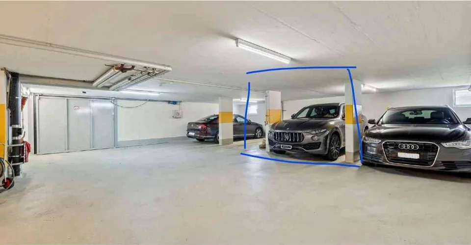 Parkplatz in Garage