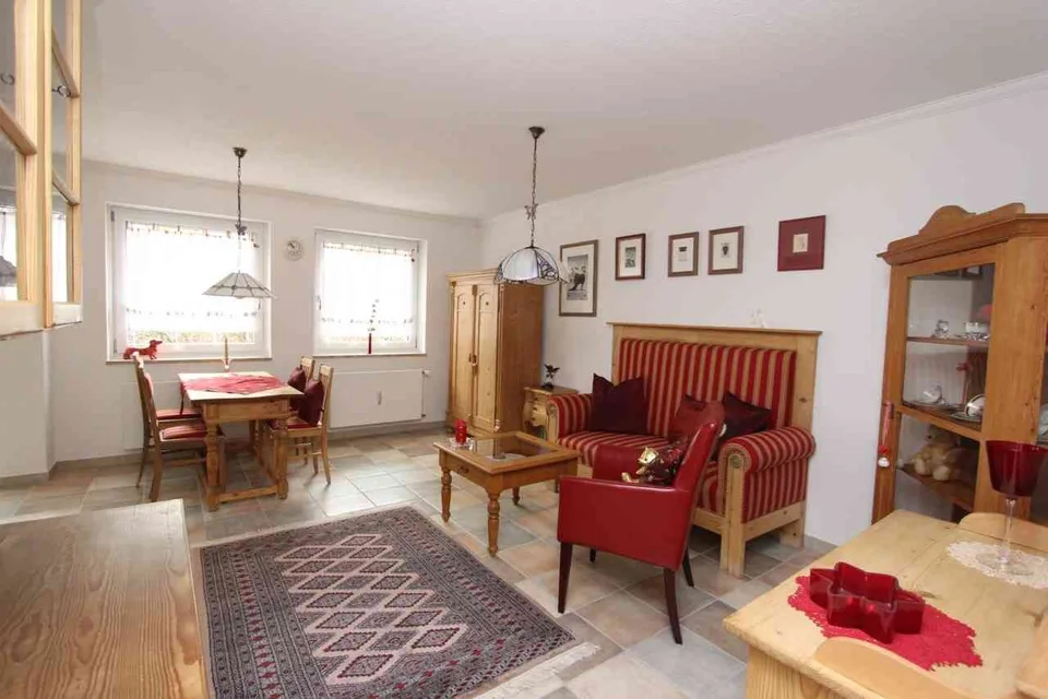 Schöne 2-Zimmer Garten-Wohnung