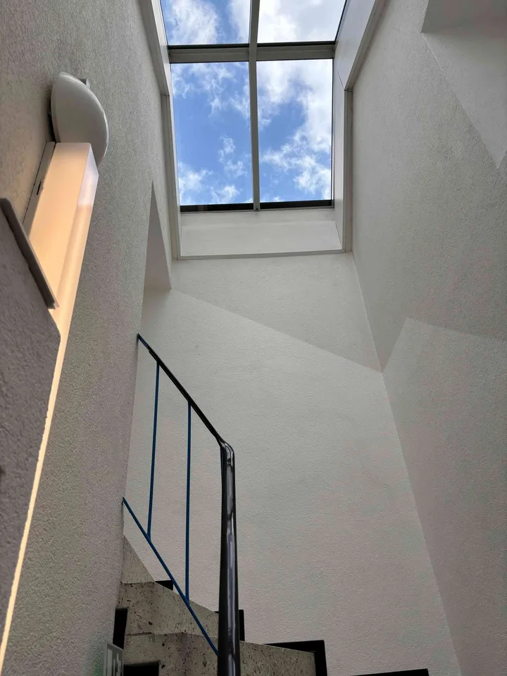 Arbeiten unter dem Giebel