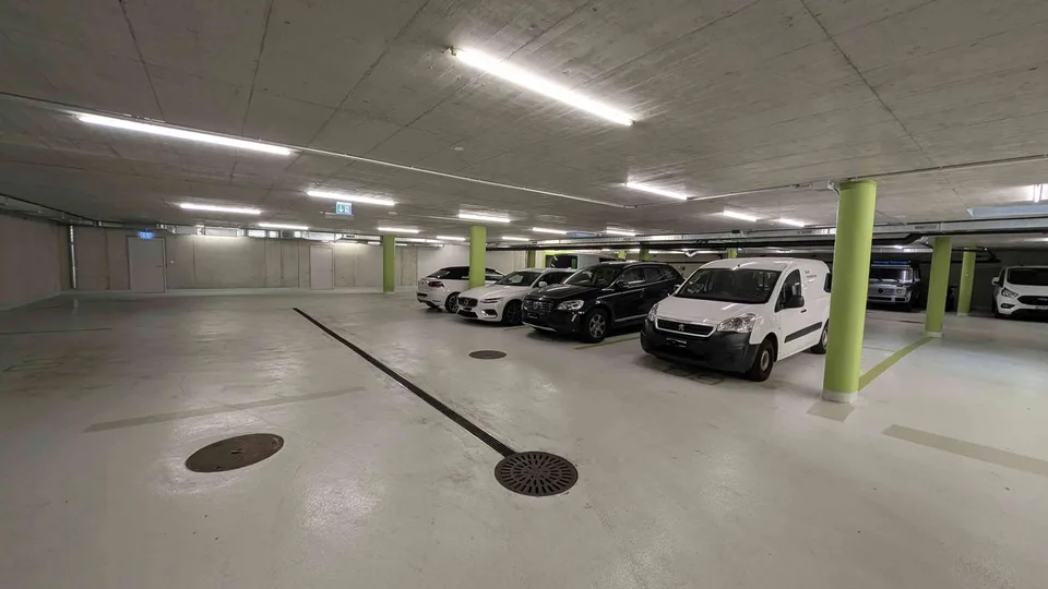 Tiefgaragenstellplatz
