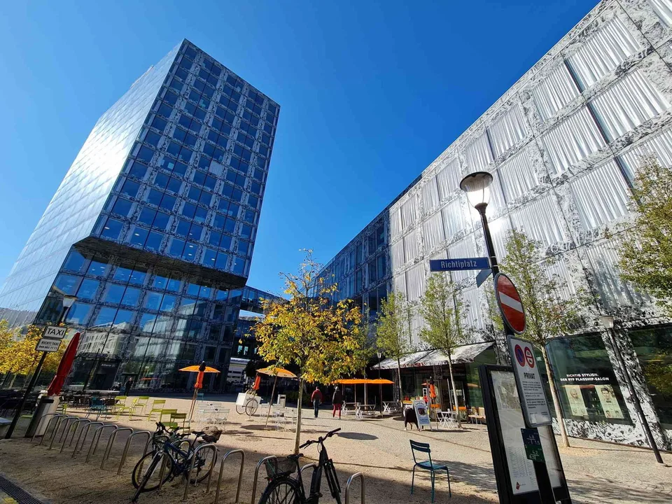 Richtiareal Wallisellen: Parkplatz in Tiefgarage zu vermieten