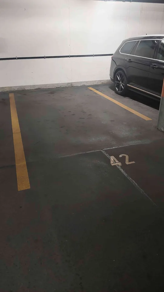 Parkplatz in Tiefgarage zu vermieten
