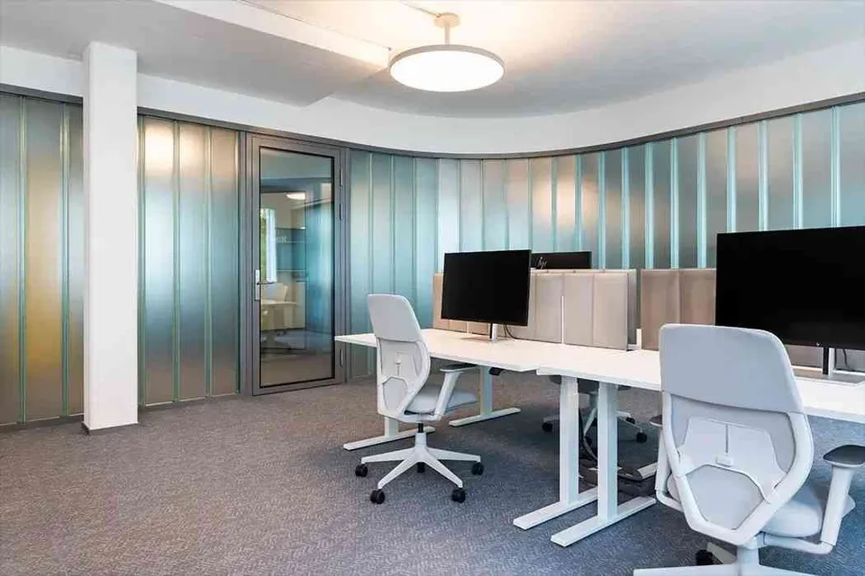 Bezugsbereites Büro für 12 Personen, flexibel ab 3 Monaten