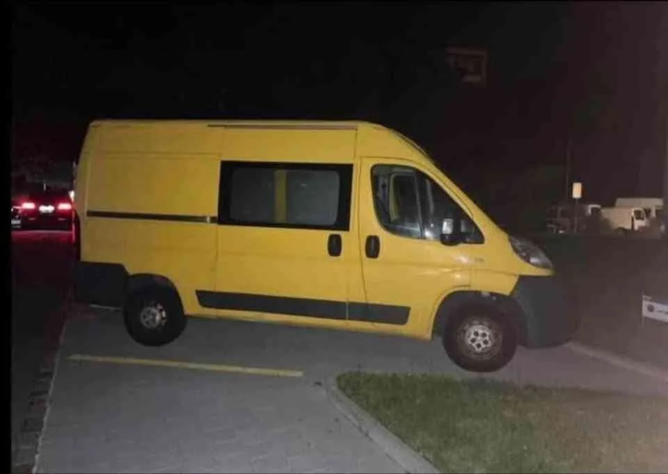 [1XX] MIETEN Parkplatz Camper / Van / Bus / PW Wangen-Brüttisellen