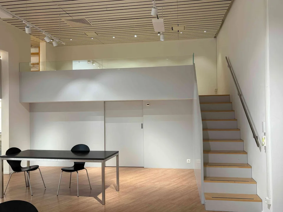 ZU VERMIETEN Gewerbefläche - 88 m2