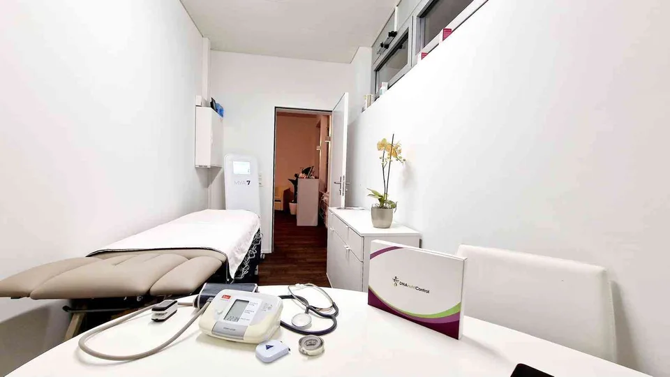 Praxisraum zu vermieten am Kreuzplatz Zürich