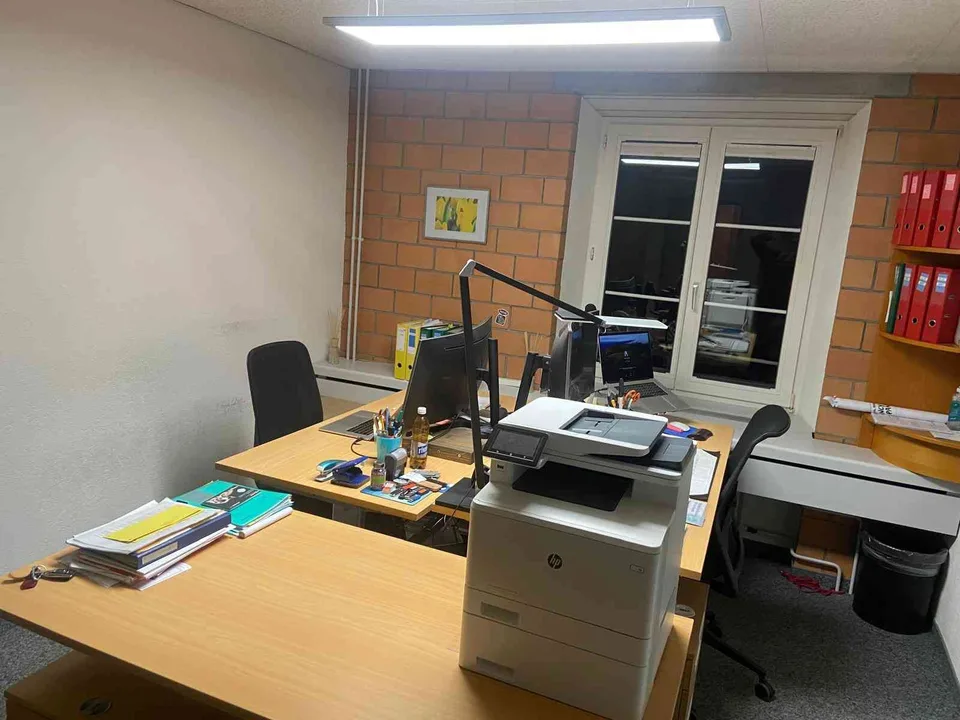 3 Büroflächen (1x CHF 850.00/1x CHF 1150.00/1xCHF 1'450.00)