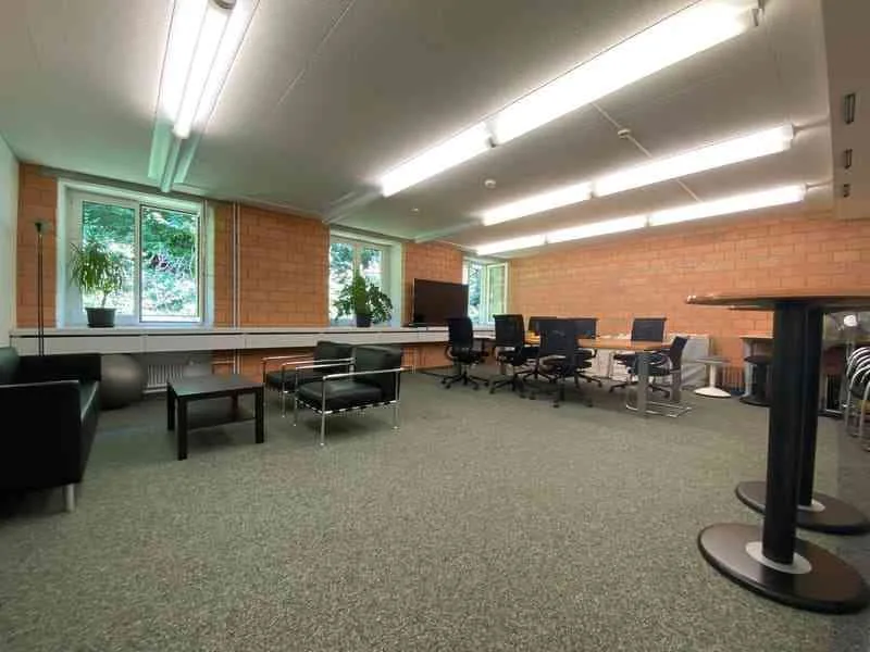 3 Büroflächen (1x CHF 850.00/1x CHF 1150.00/1xCHF 1'450.00)