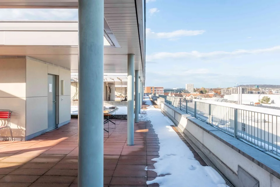1-10 Arbeitsplätze auf Empore in altem Lagerhaus