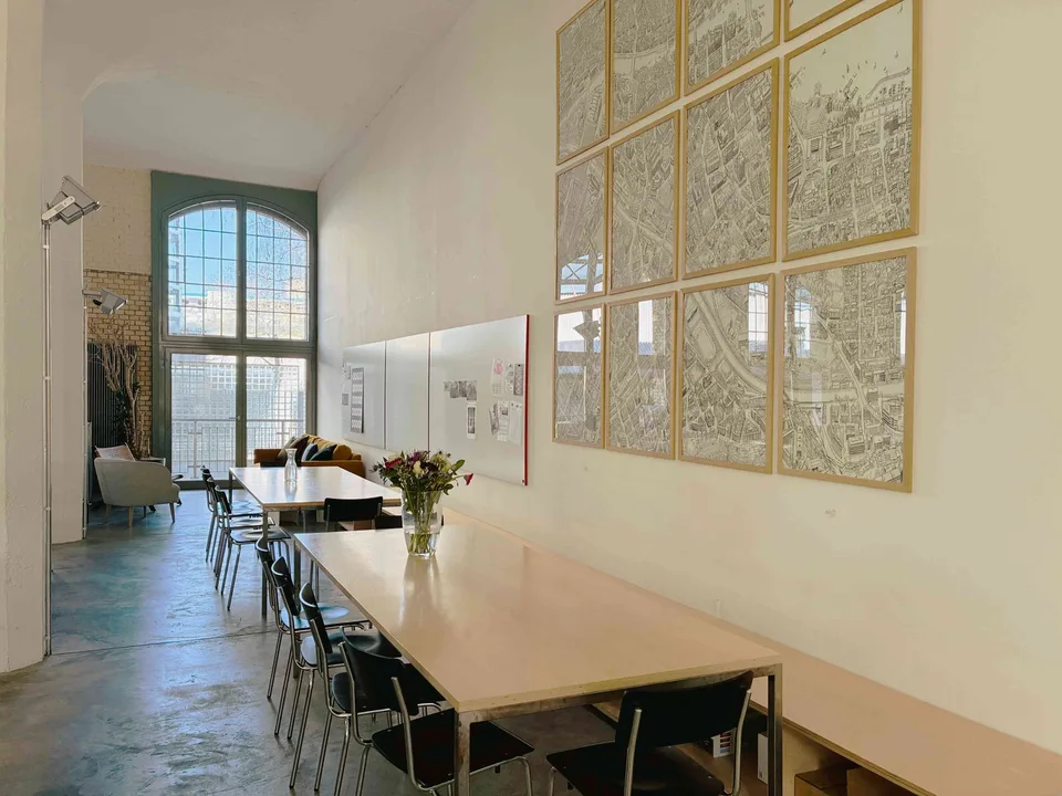 1-10 Arbeitsplätze auf Empore in altem Lagerhaus