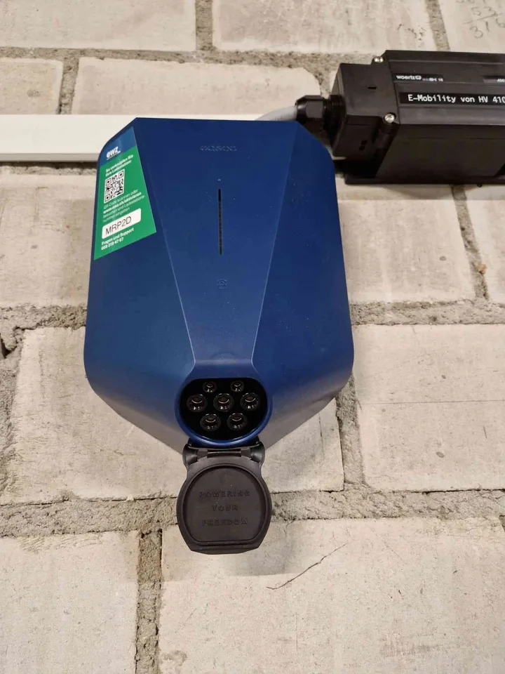 Parkplatz für Elektroauto in Tiefgarage