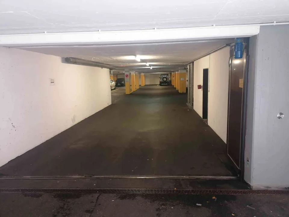 Garagenplatz mitten in Zürich