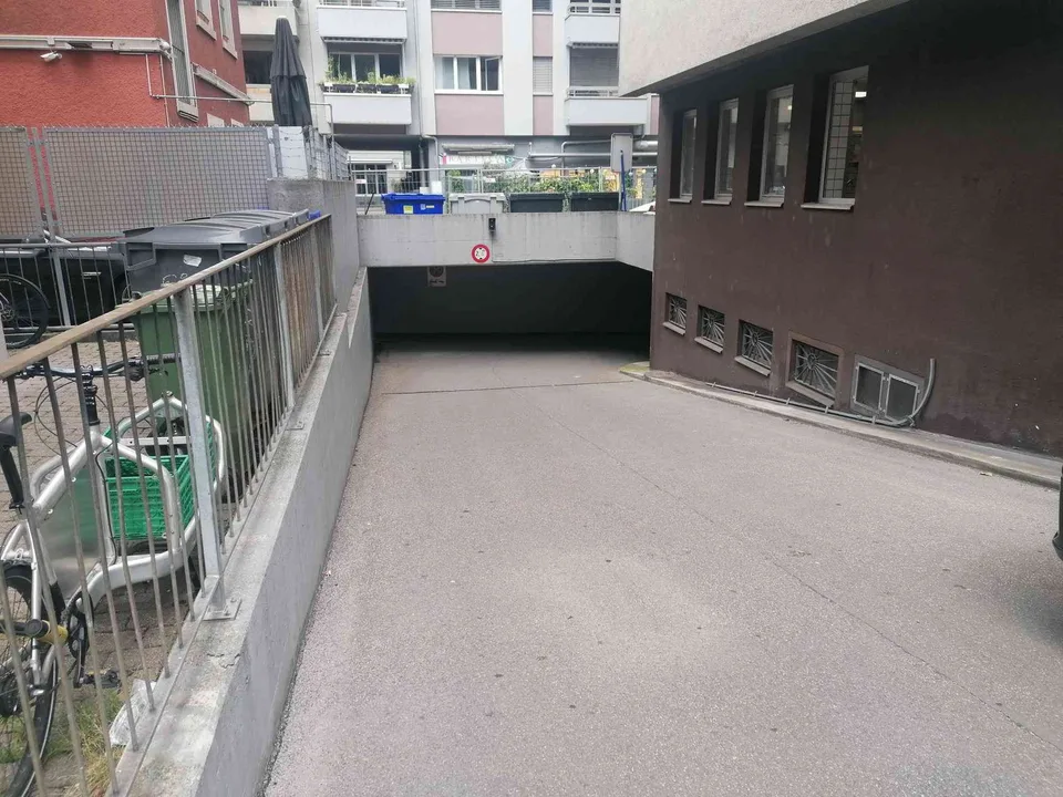 Garagenplatz mitten in Zürich