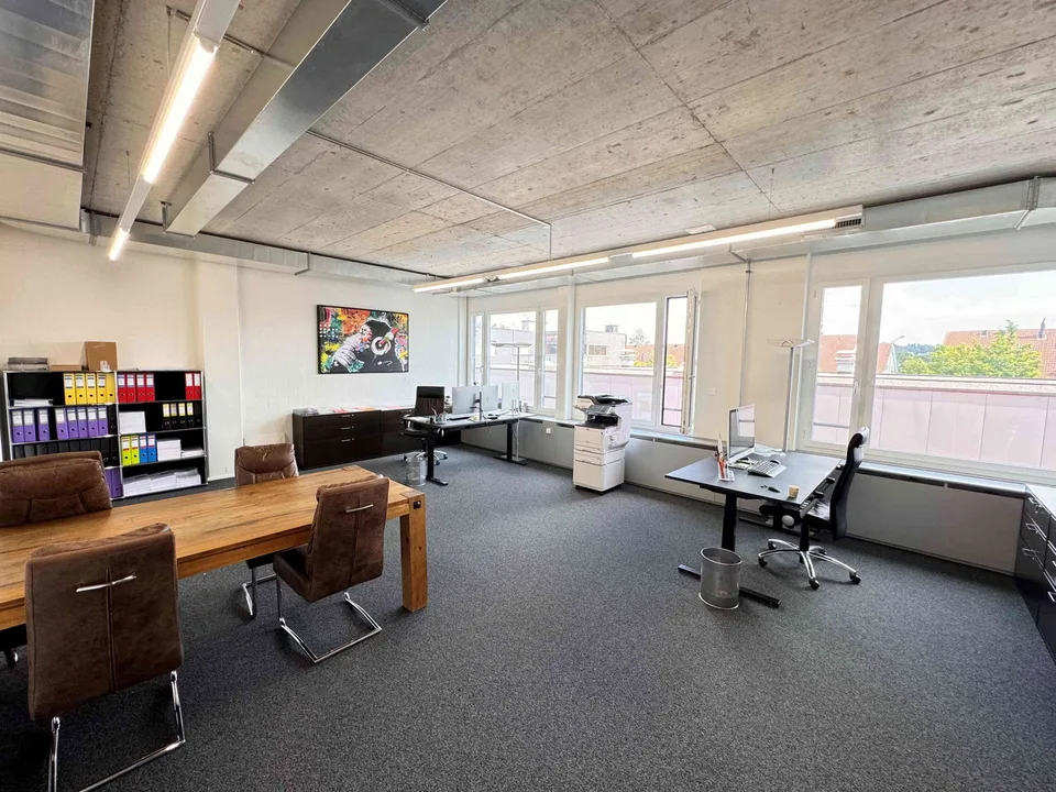 Modernes Büro sucht einen Nachmieter