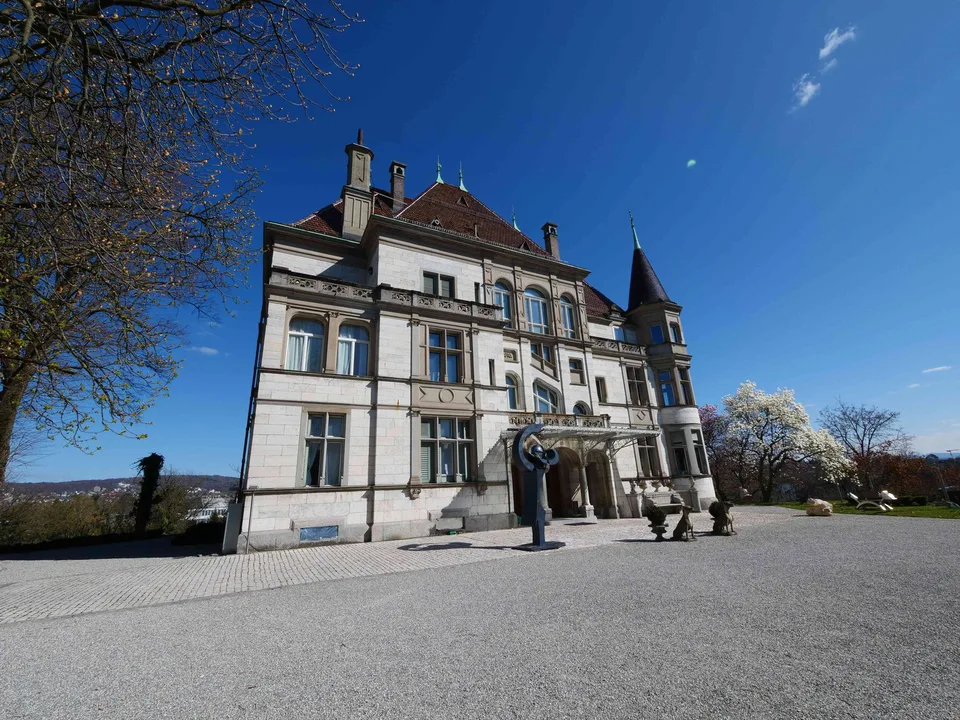 "SCHLOSS SIHLBERG, historisches Geschäftshaus