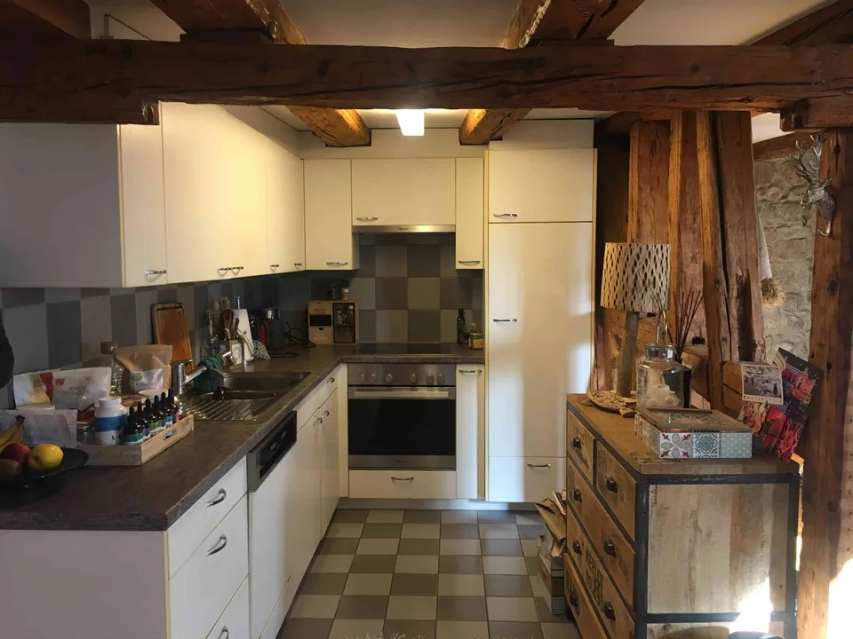 2.5 Maisonette mit Dachterrasse Zürich BEFRISTET