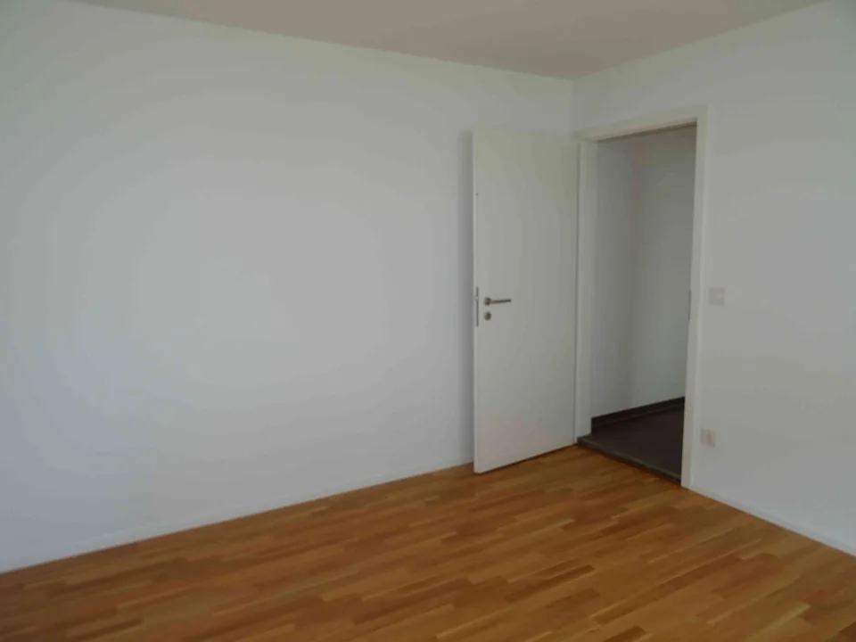 Helle 3,5 Zimmer-Wohnung im Hochparterre zu vermieten