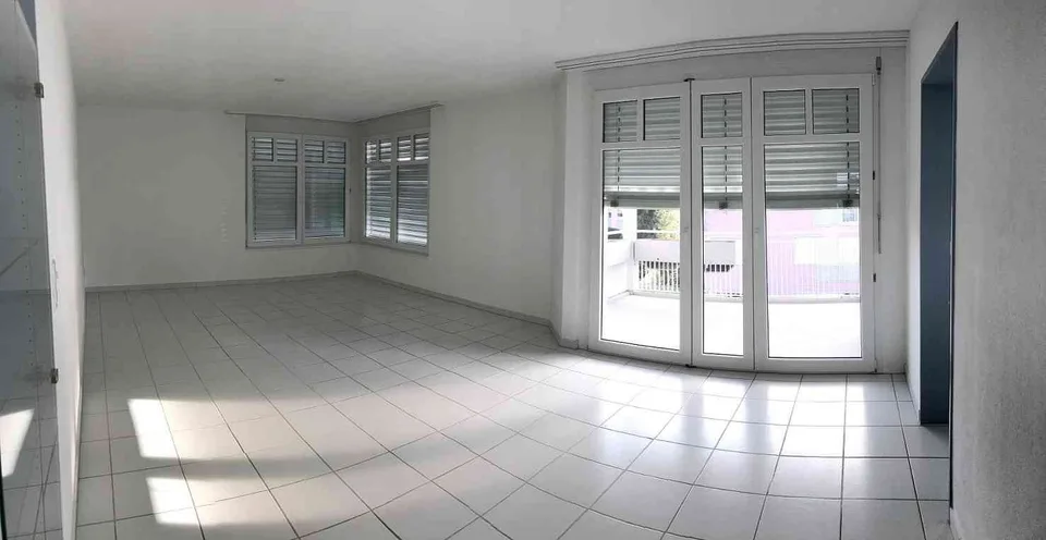 4.5 Zimmer, Wohnung mit Tiefgaragenplatz