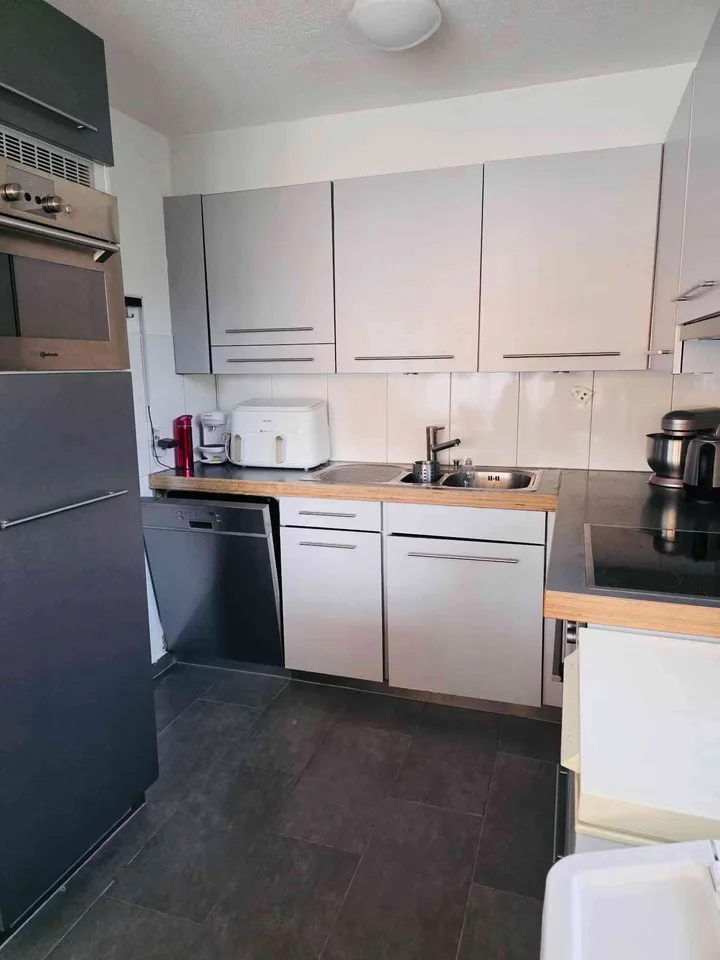Attraktive 4.5 Zimmer Wohnung mit Balkon