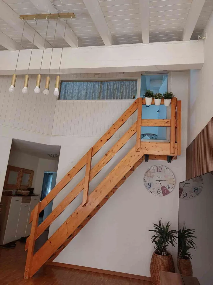 4.5-Zimmer-Attikawohnung praktisch gelegen
