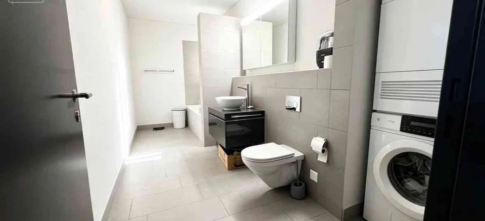 Premium Apartment | ~180 sqm| . Dual Terraces | Flexible Furniture