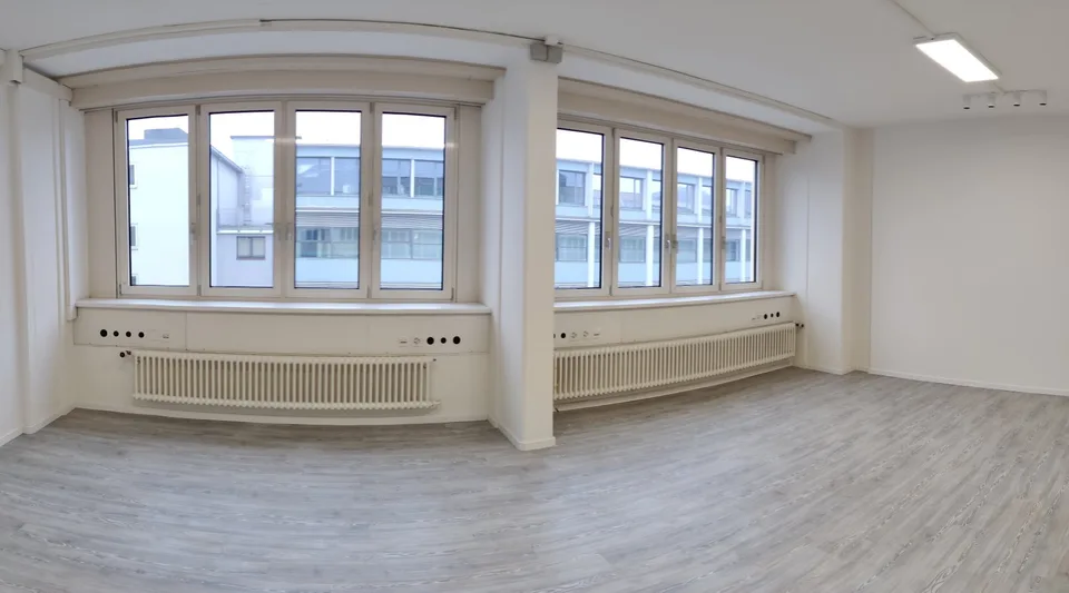 Helle Gewerberäume an idealer Lage zu vermieten