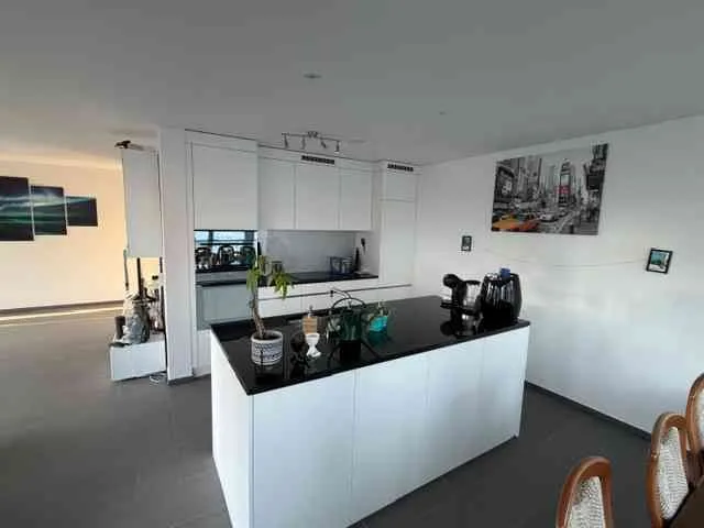 Sonnige 2.5 Zimmer Wohnung