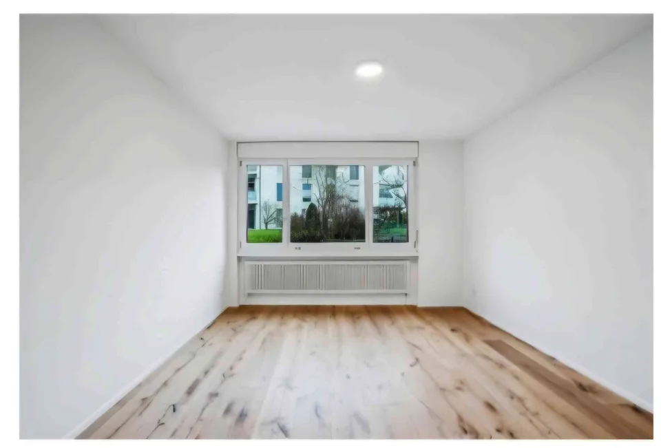 Komplett neu sanierte, 4.5-Zimmer-Gartenwohnung