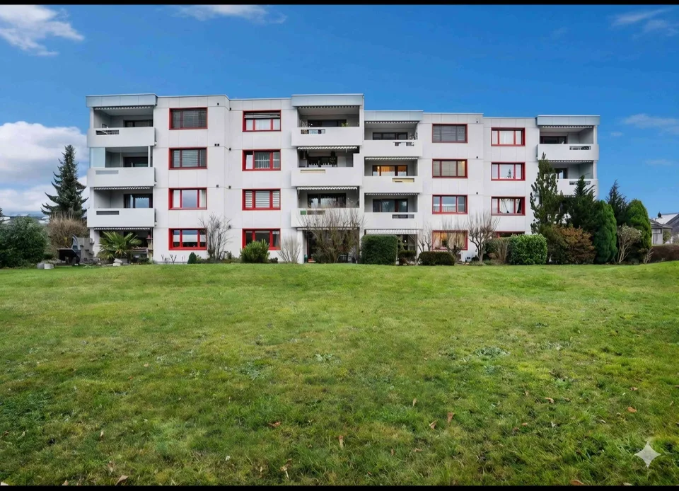 Komplett neu sanierte, 4.5-Zimmer-Gartenwohnung