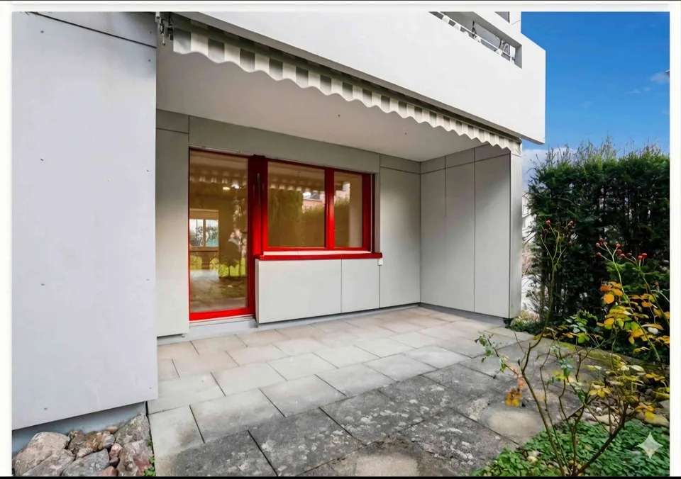 Komplett neu sanierte, 4.5-Zimmer-Gartenwohnung
