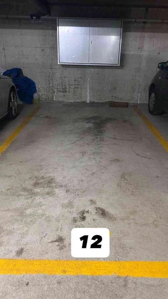 Rent a underground parking slot in Schlieren