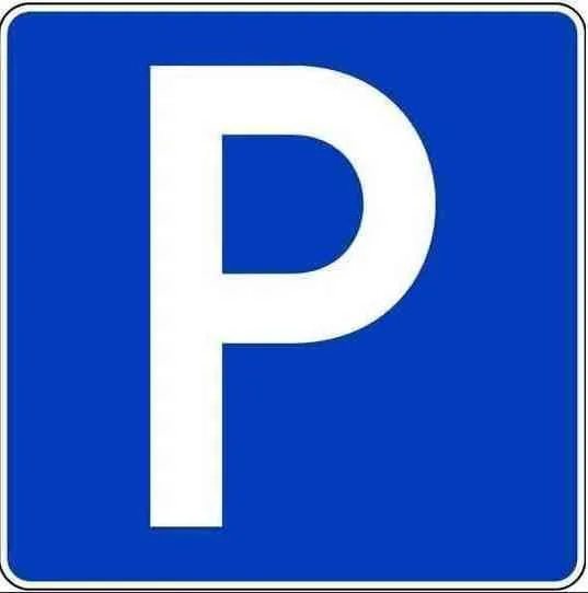 Parkplatz in Tiefgarage in Waldegg b. Uitikon zu vermieten
