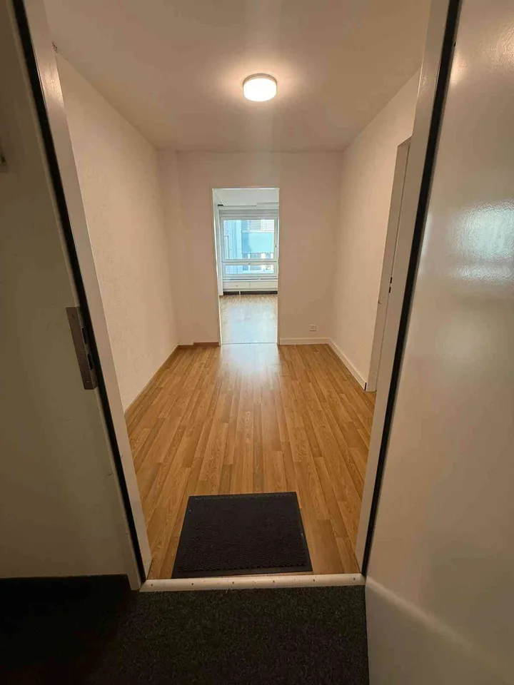 Nachmieter für 2.5 Zimmer Büroräume gesucht