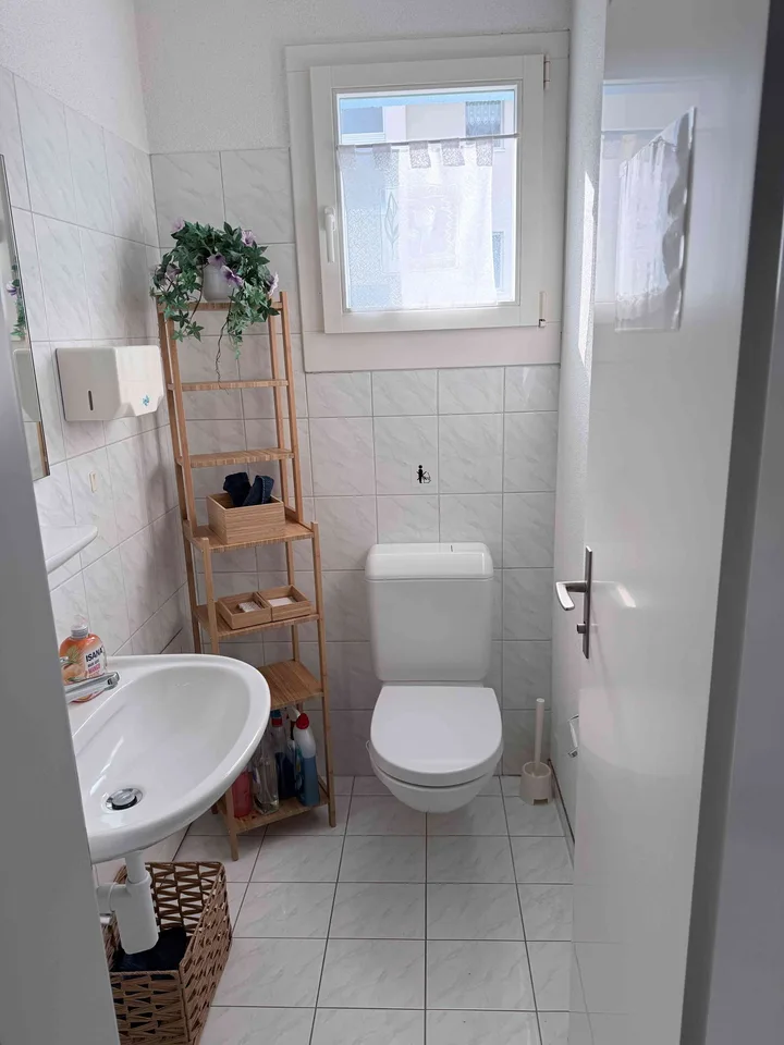 Büro-/Praxisraum zu vermieten – 35 m² in zentraler Lage