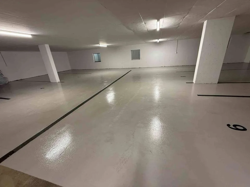Einstellhallen Platz zu Vermieten