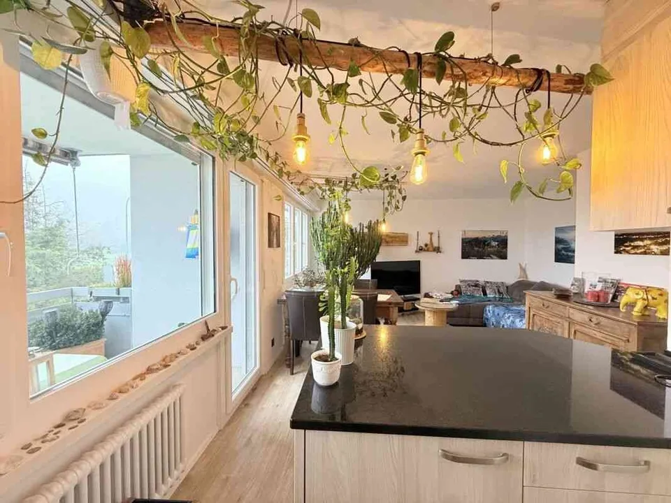 Charmante City-Wohnung mit Weitsicht und Balkon