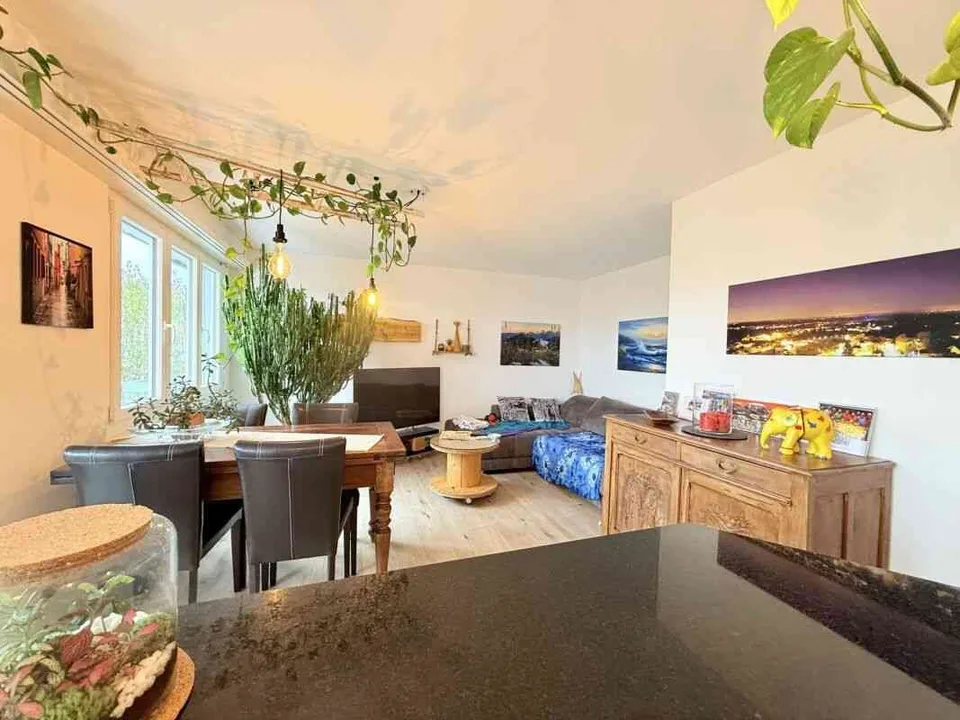 Charmante City-Wohnung mit Weitsicht und Balkon