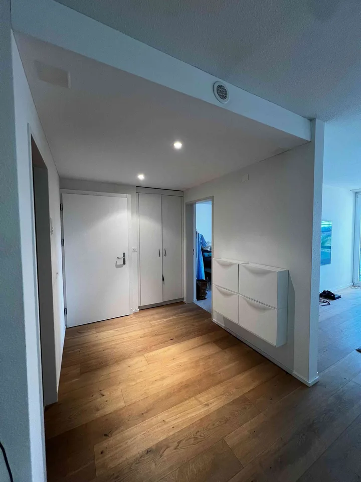 2.5-Zimmer-Wohnung mit Balkon möbliert zur Untermiete (Jan–April/Mai