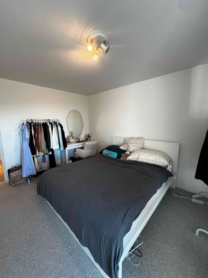 2.5-Zimmer-Wohnung mit Balkon möbliert zur Untermiete (Jan–April/Mai