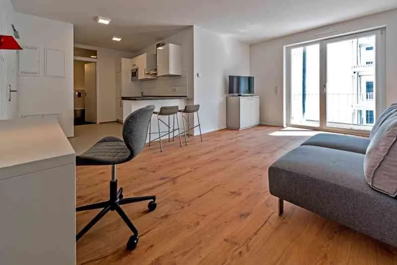 Sehr schöne helle Wohnung in der 3.Etage