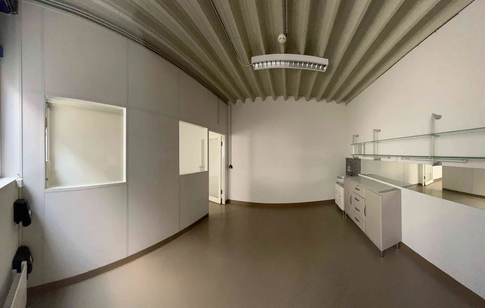 Attraktive Labor-/Technik-/Büroräumlichkeiten zu vermieten
