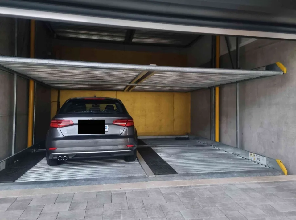 Liftgarage in Widen